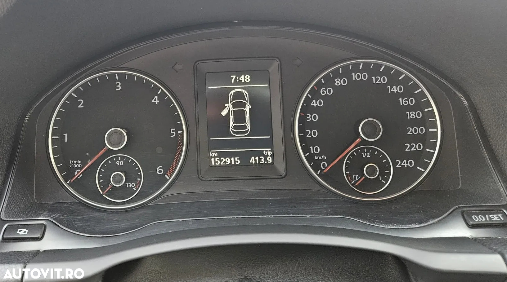 Volkswagen Jetta 1.6 TDI Blue Motion Technology Comfortline - 10