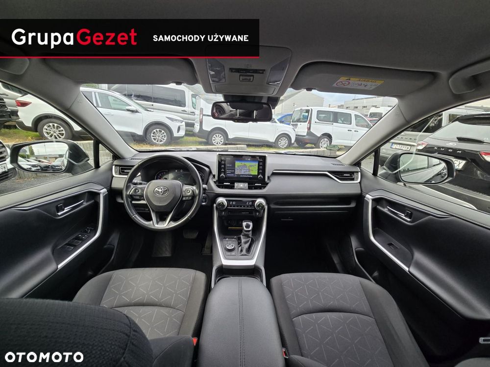 Toyota RAV4 - 8
