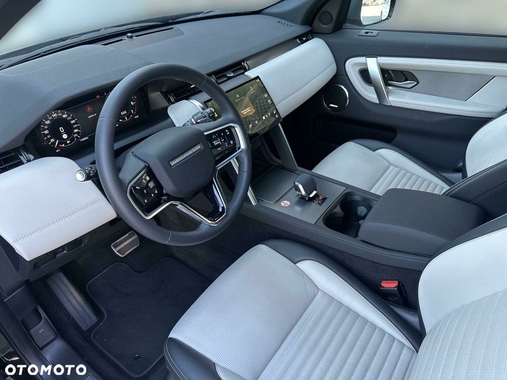 Land Rover Discovery Sport - 14