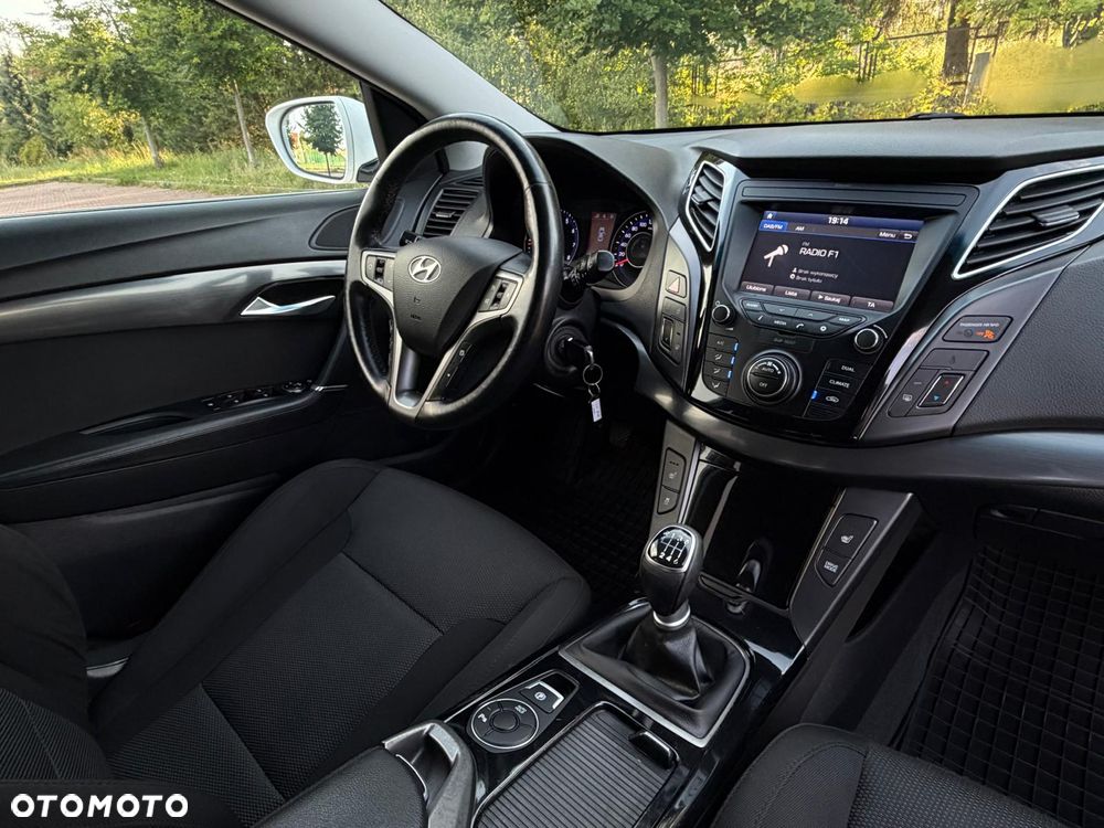 Hyundai i40 Kombi 1.6 Trend - 8