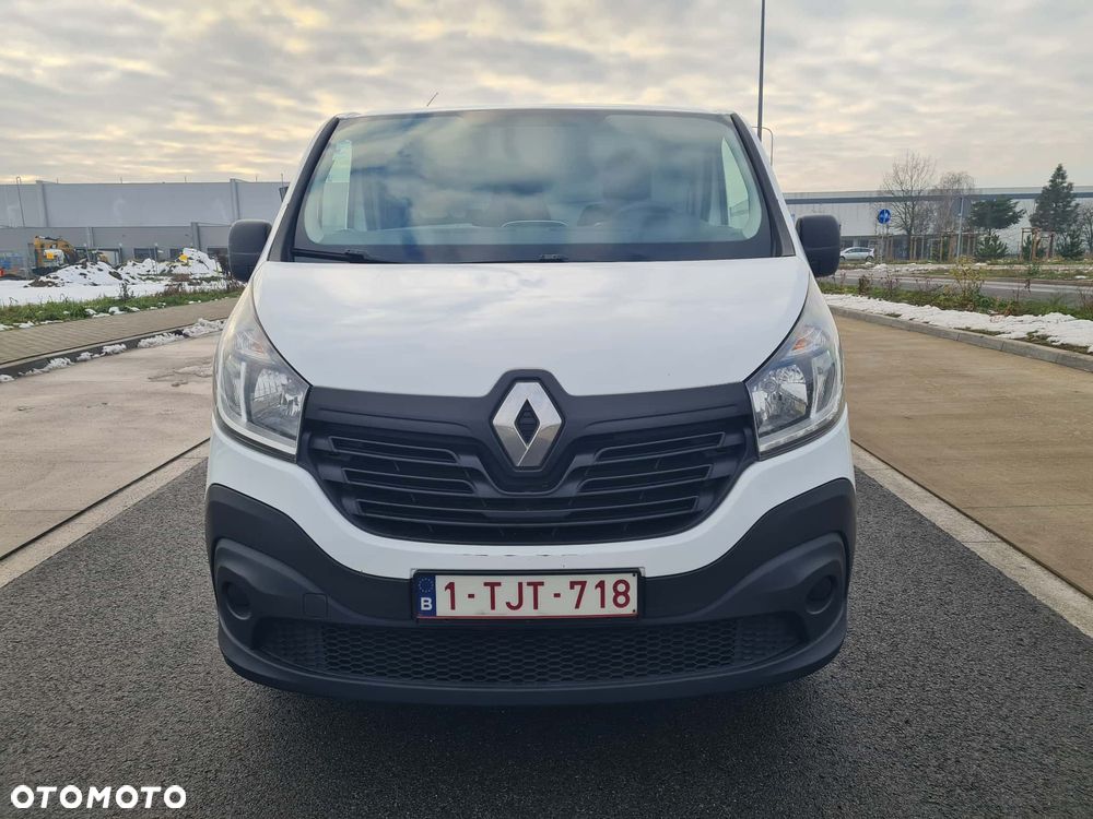 Renault Trafic - 2