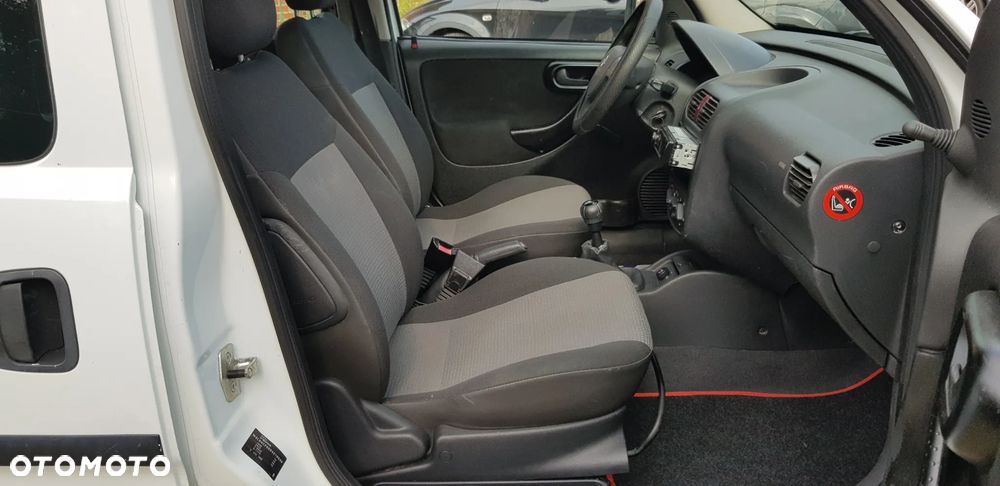 Opel Combo - 13