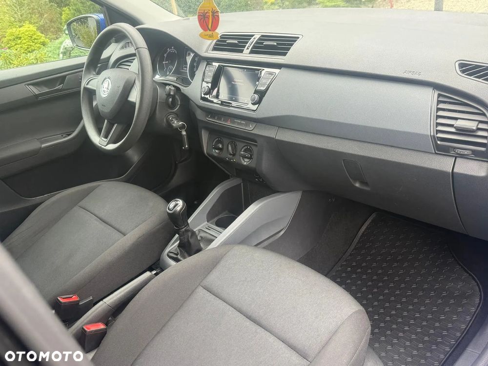 Skoda Fabia 1.0 MPI Active - 21