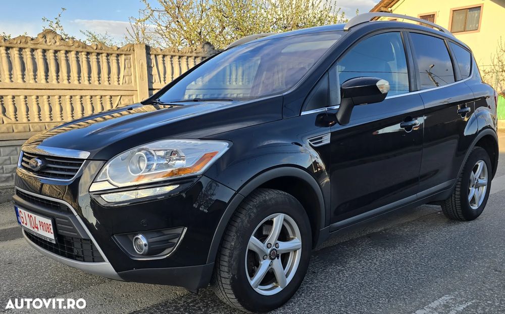 Ford Kuga 2.0 TDCi 4x4 Aut. Titanium - 2