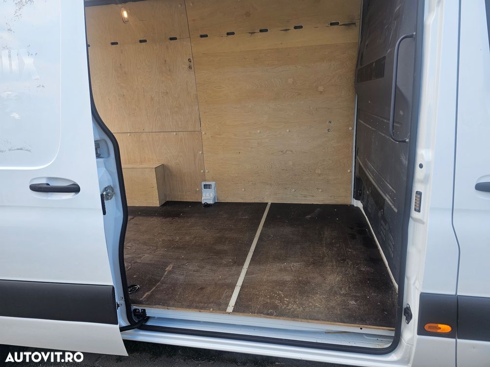 Mercedes-Benz Sprinter 214 CDI - 11