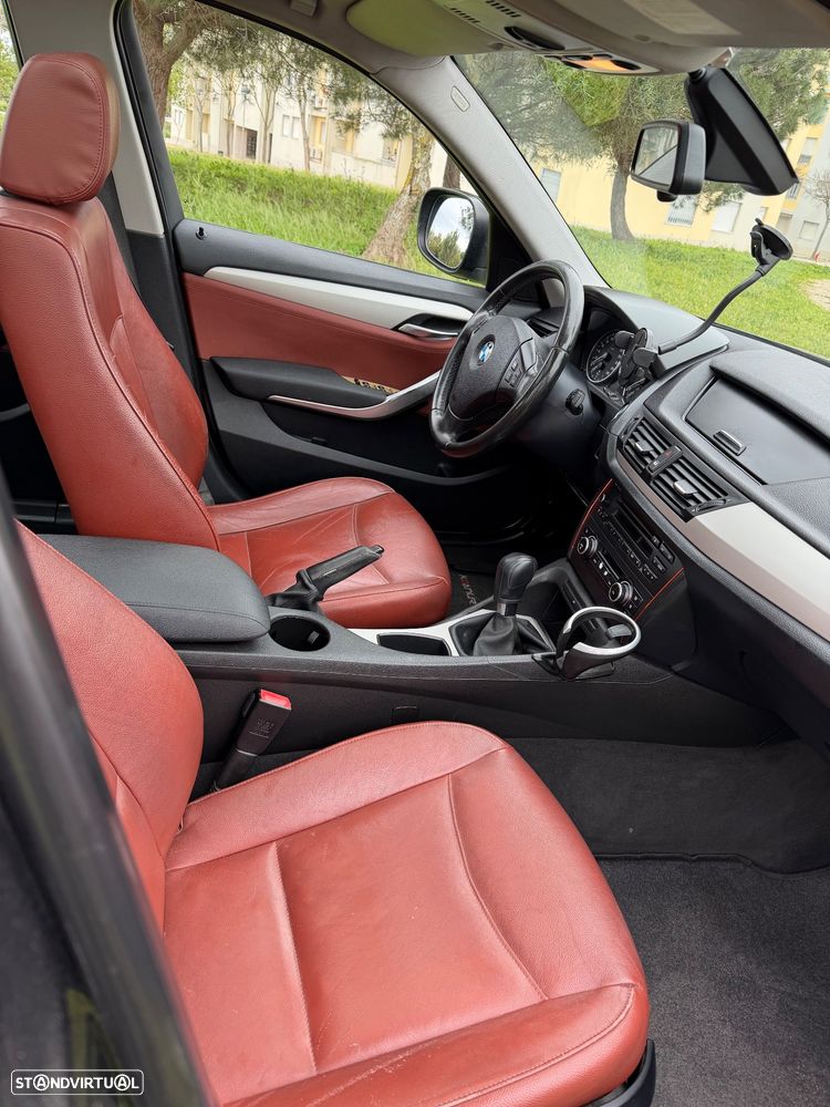 BMW X1 18 d sDrive - 12