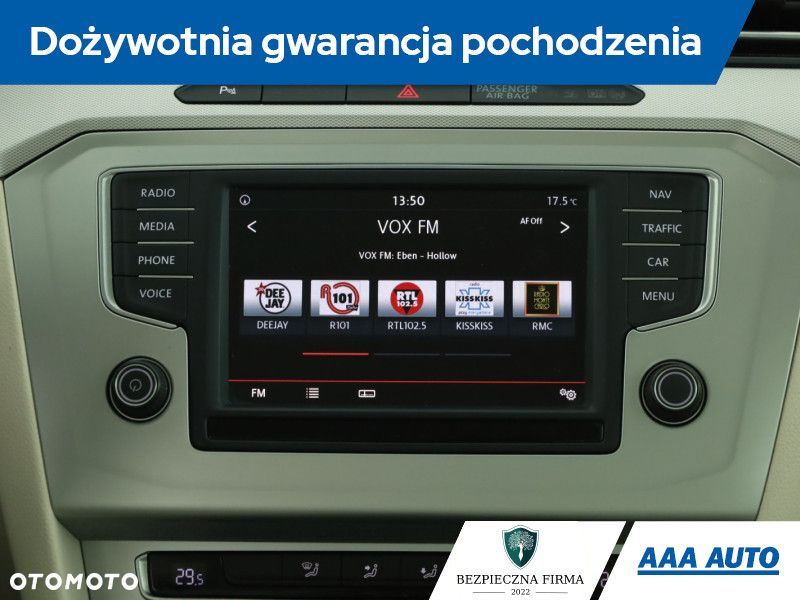 Volkswagen Passat Variant - 12