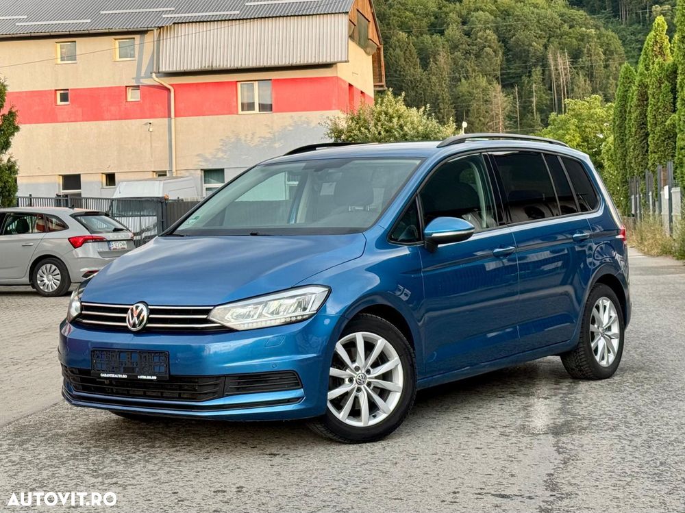 Volkswagen Touran - 3