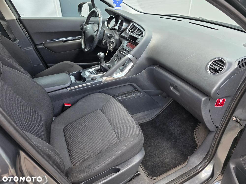 Peugeot 3008 1.6 Active - 19