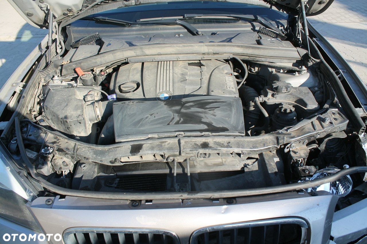 BMW X1 sDrive18d - 16