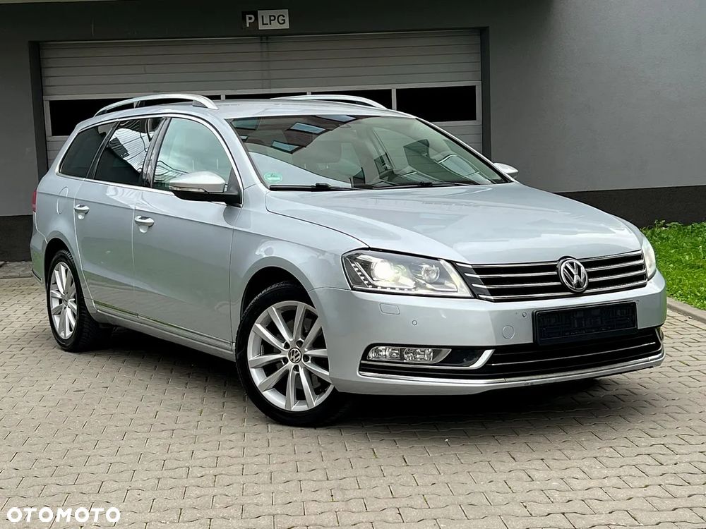 Volkswagen Passat 2.0 TDI Highline - 13