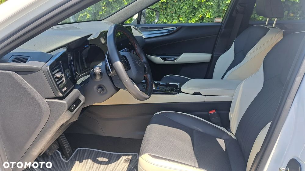 Lexus NX - 3