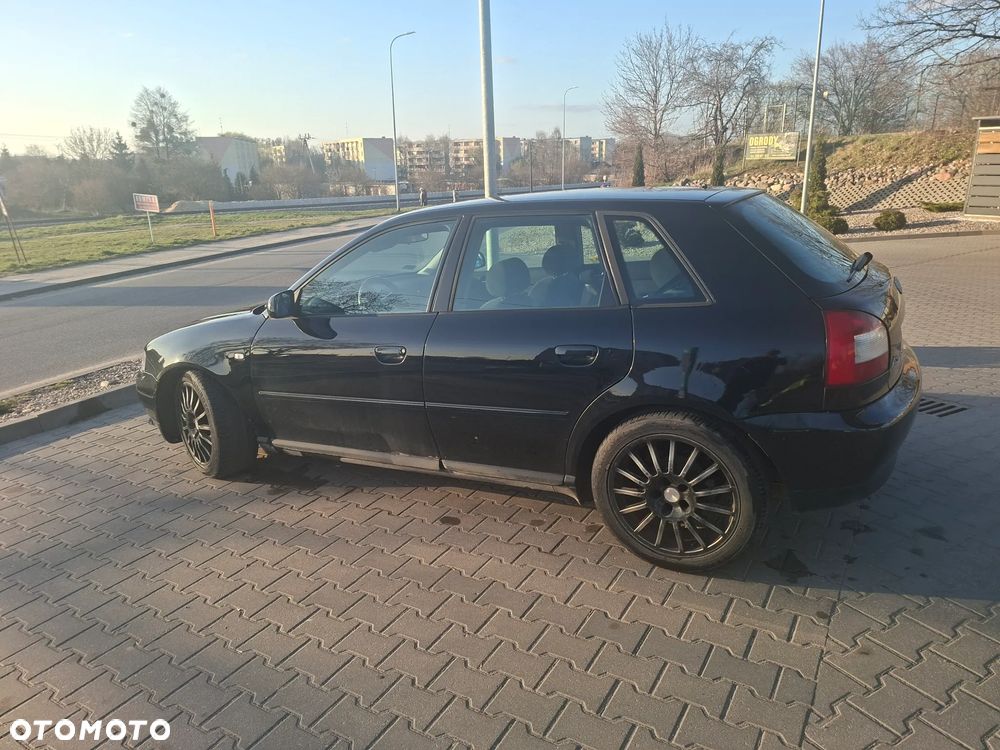 Audi A3 Sportback 1.8T Ambition - 4