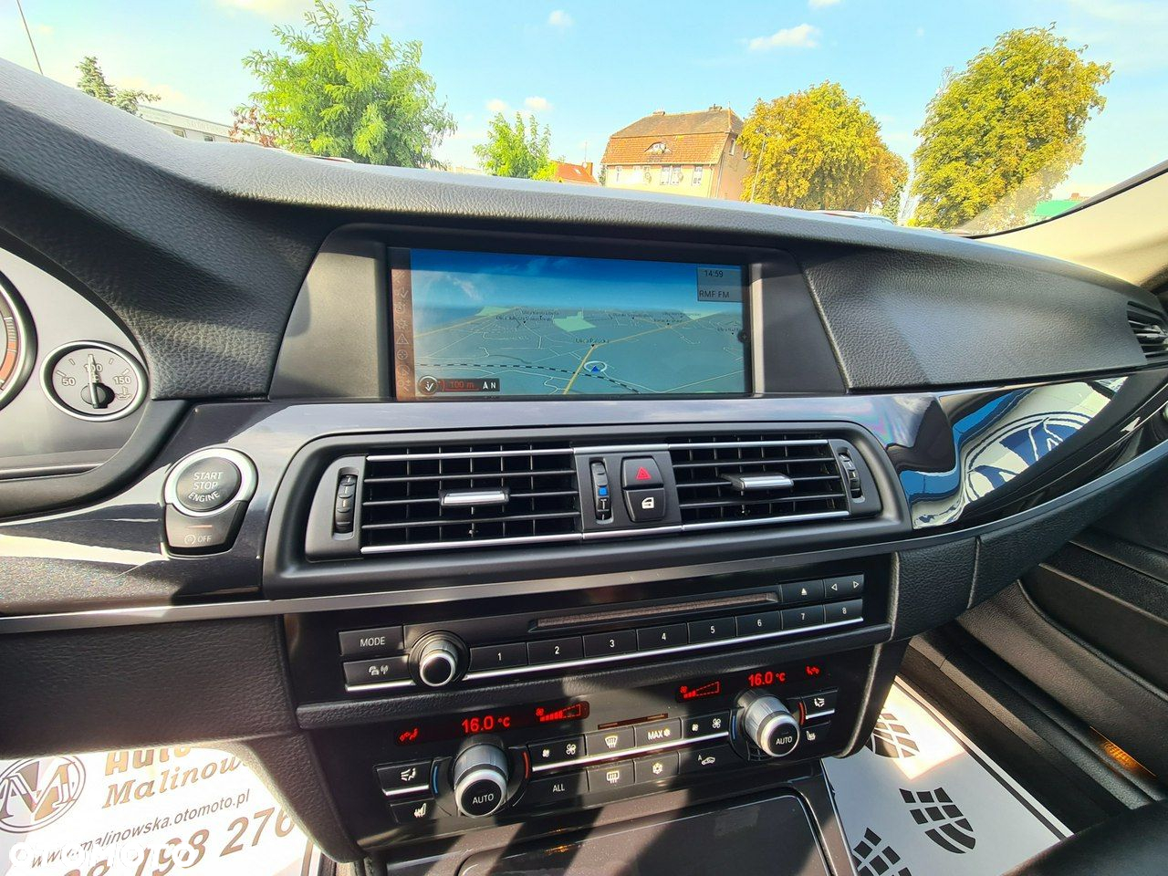 BMW Seria 5 520d Touring - 12