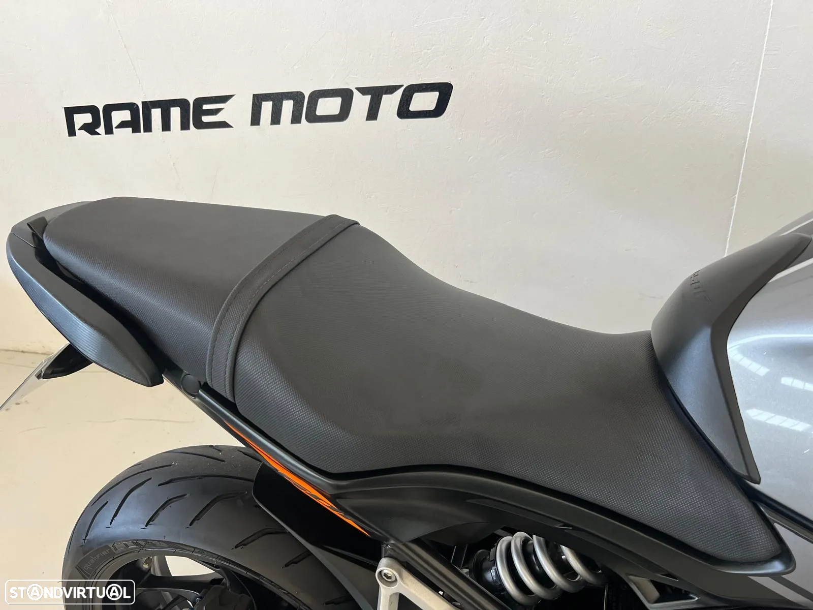Honda CB 650F - 12