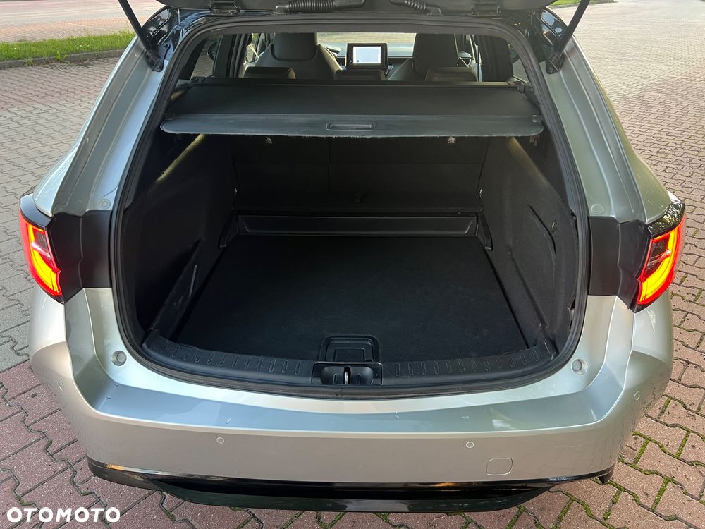 Toyota Corolla - 19