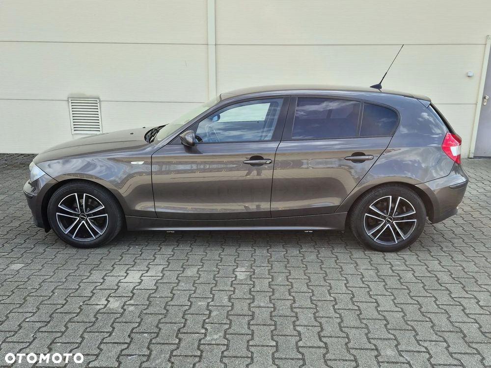 BMW Seria 1 116i - 13