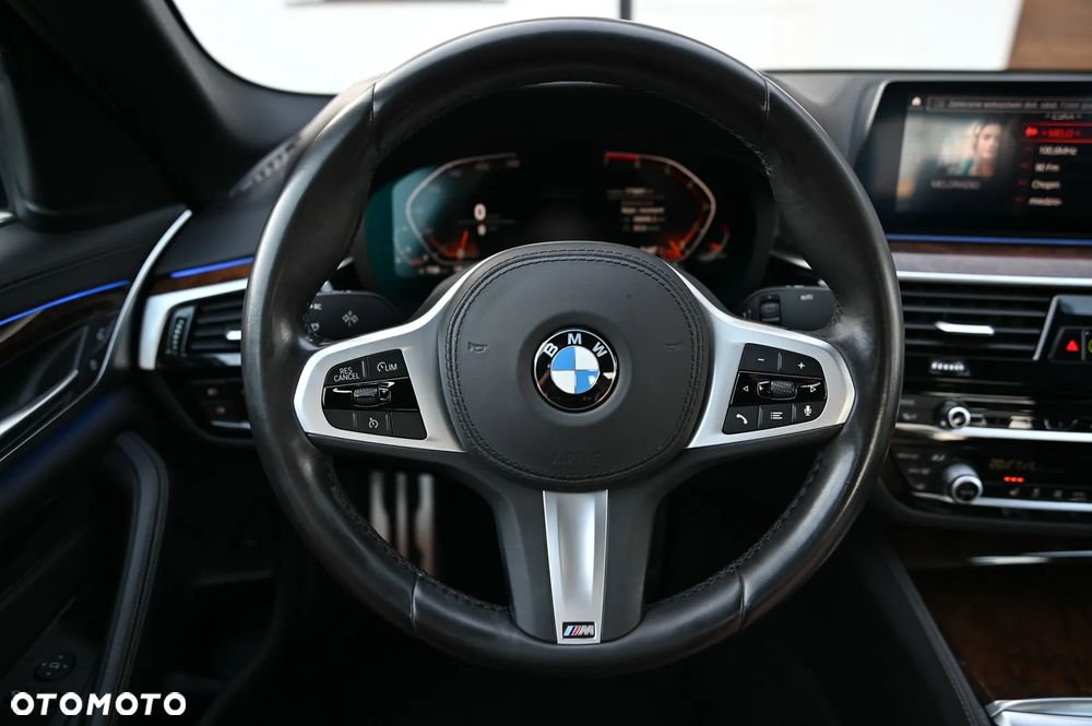 BMW Seria 5 - 33