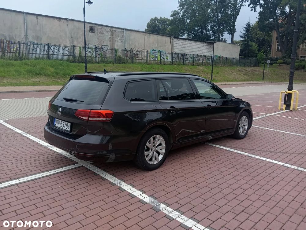 Volkswagen Passat 2.0 TDI BMT Comfortline - 16