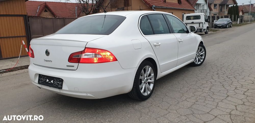 Skoda Superb 1.9 TDI GreenLine - 3