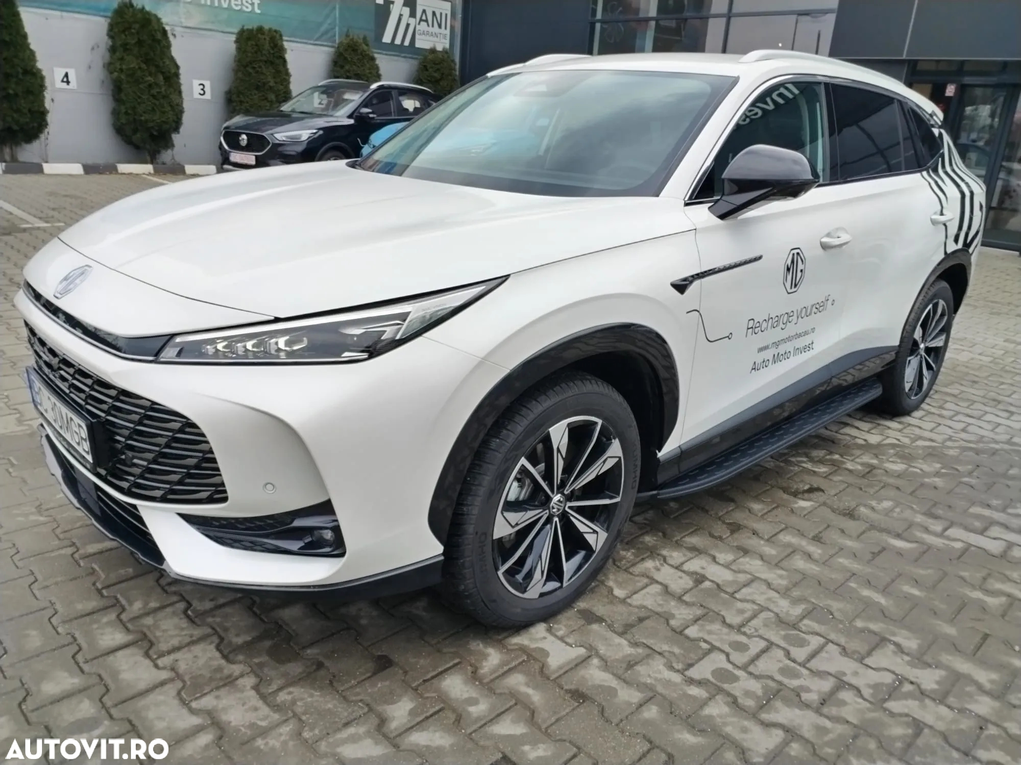 MG EHS 1.5 T-GDi AT PHEV Exclusive - 2