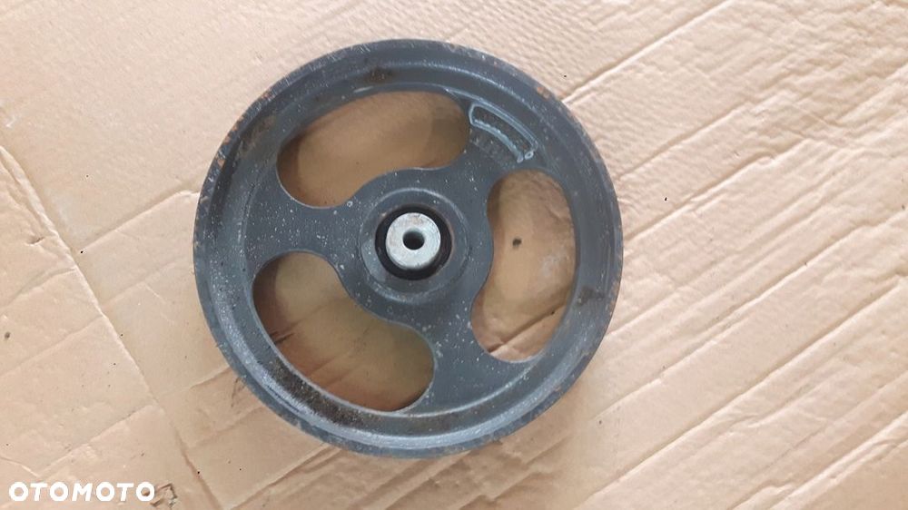 Koło pasowe napęd wytrząsacza KOMBAJN FENDT 6335C - 1