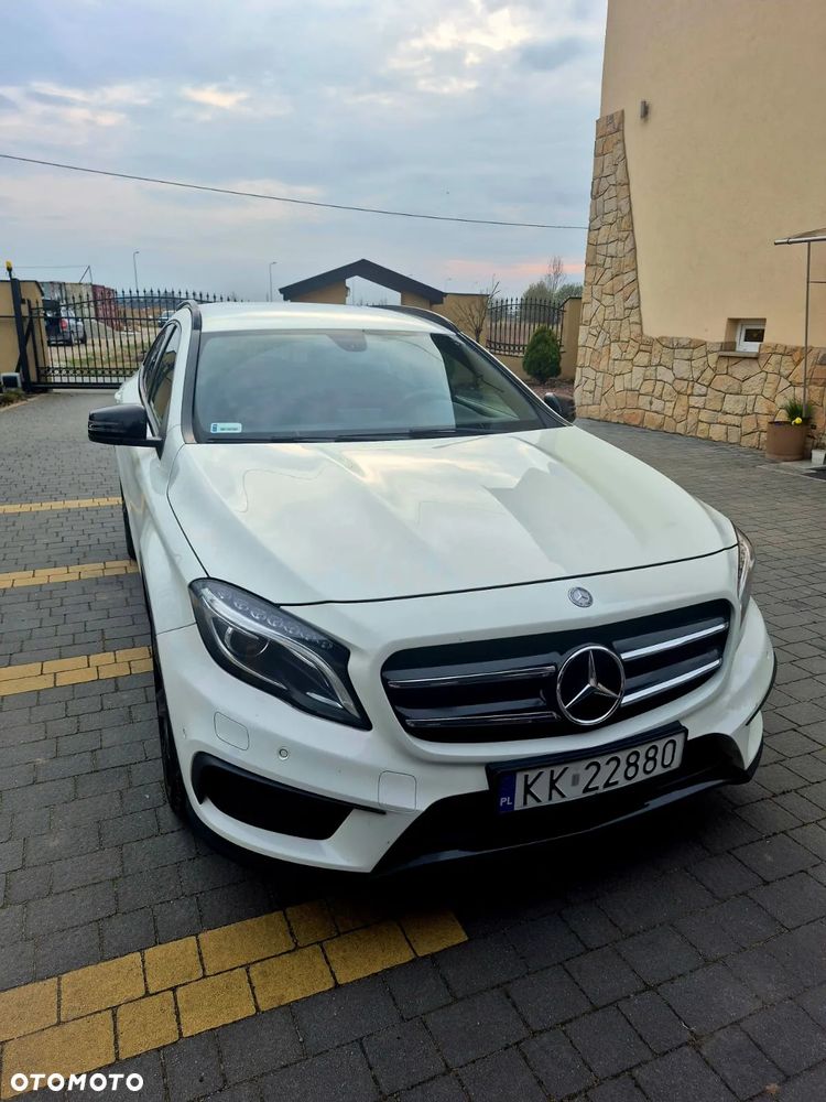 Mercedes - Benz GLA
