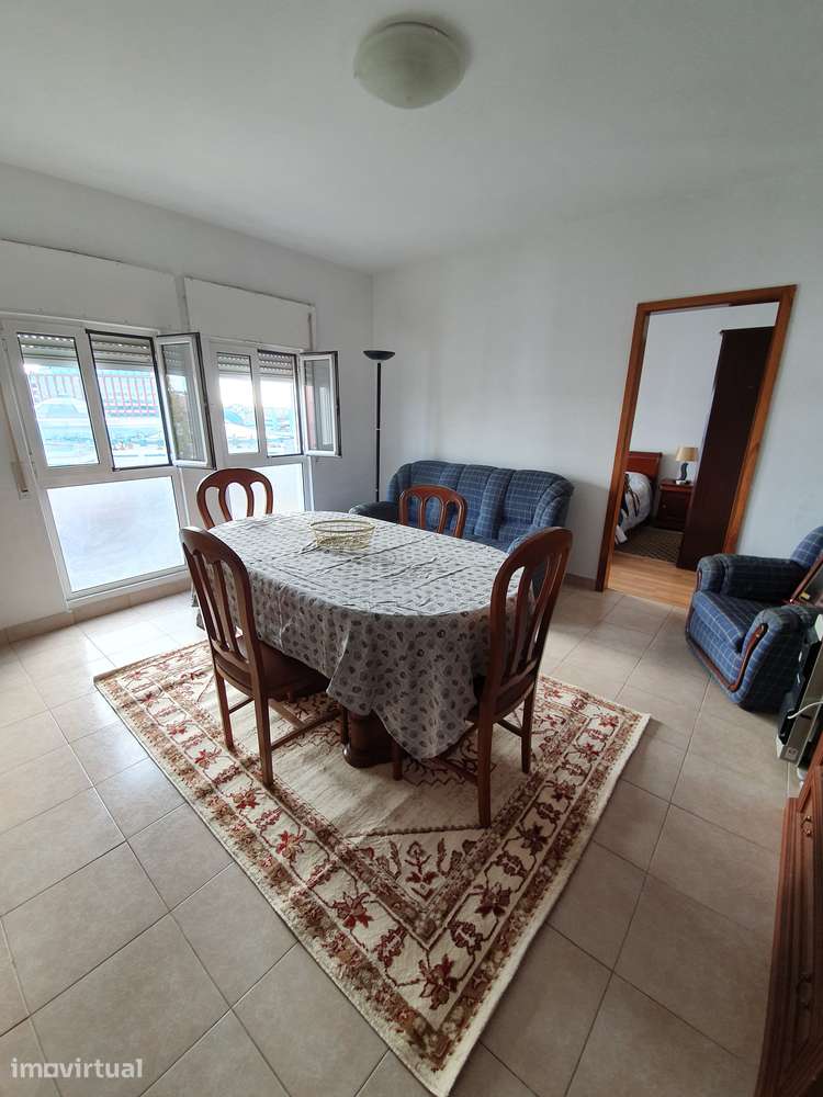 Apartamento T2, junto ao Centro Comercial Colombo, Lisboa - Grande imagem: 2/12
