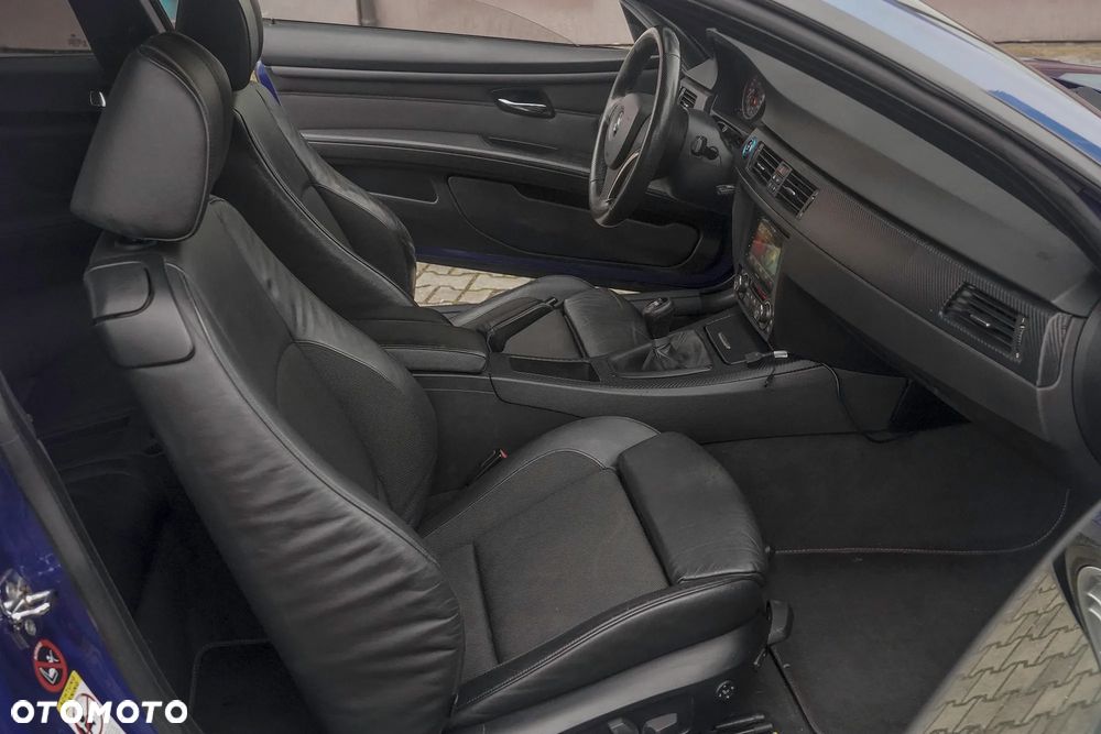 BMW Seria 3 325i - 6