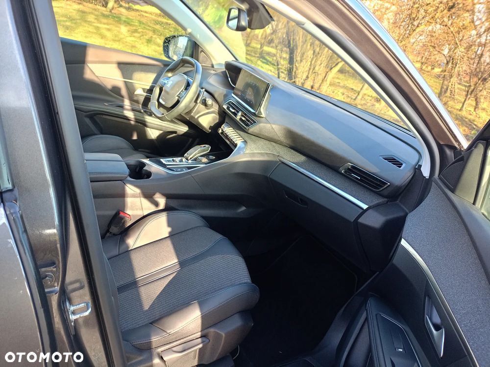 Peugeot 3008 BlueHDi 130 Stop & Start EAT8 Allure - 9