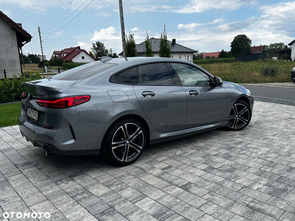BMW Seria 2 218d M Sport - 11