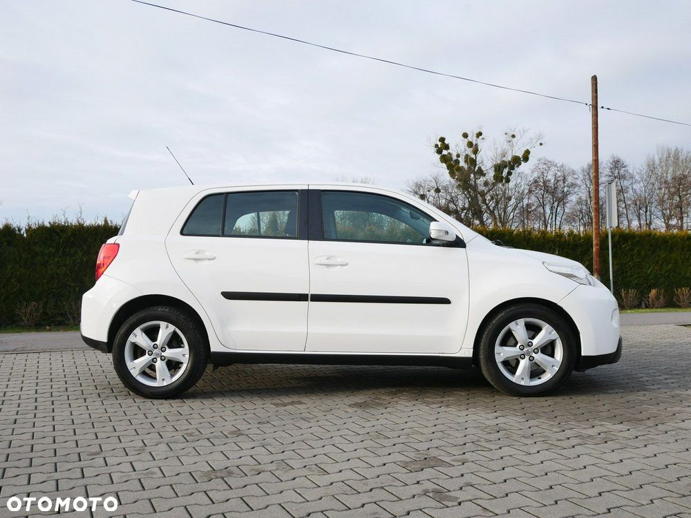 Toyota Urban Cruiser 1.4 D-4D 4x2 Life - 9