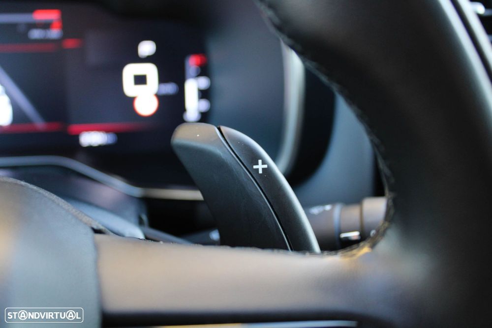 Citroën C5 Aircross 1.2 PureTech Shine EAT8 - 32