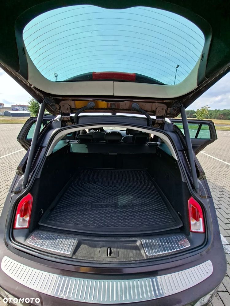 Opel Insignia 2.0 CDTI Cosmo - 8