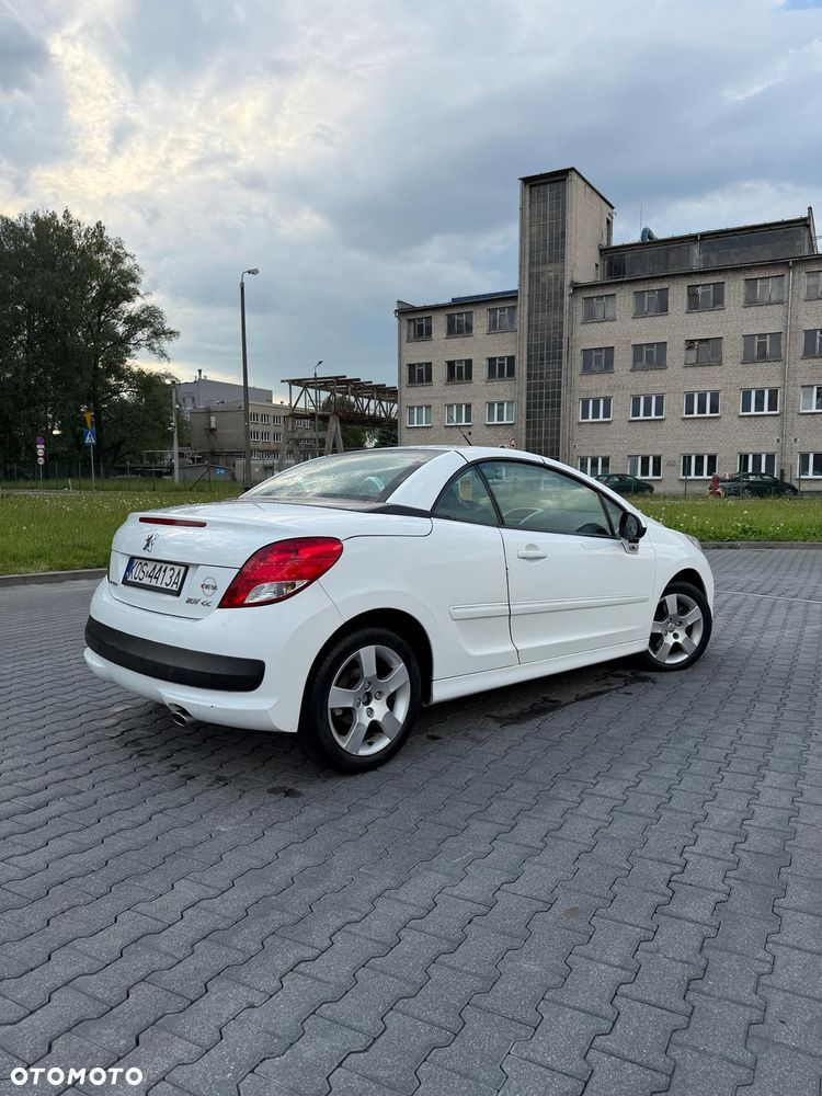 Peugeot 207 CC - 9