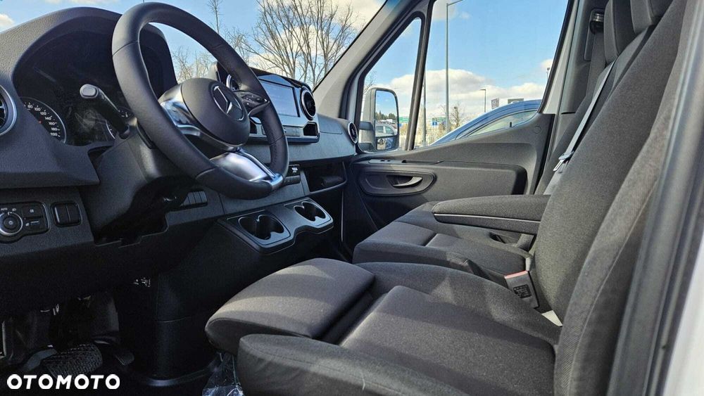 Mercedes-Benz Sprinter Sprinter - 11
