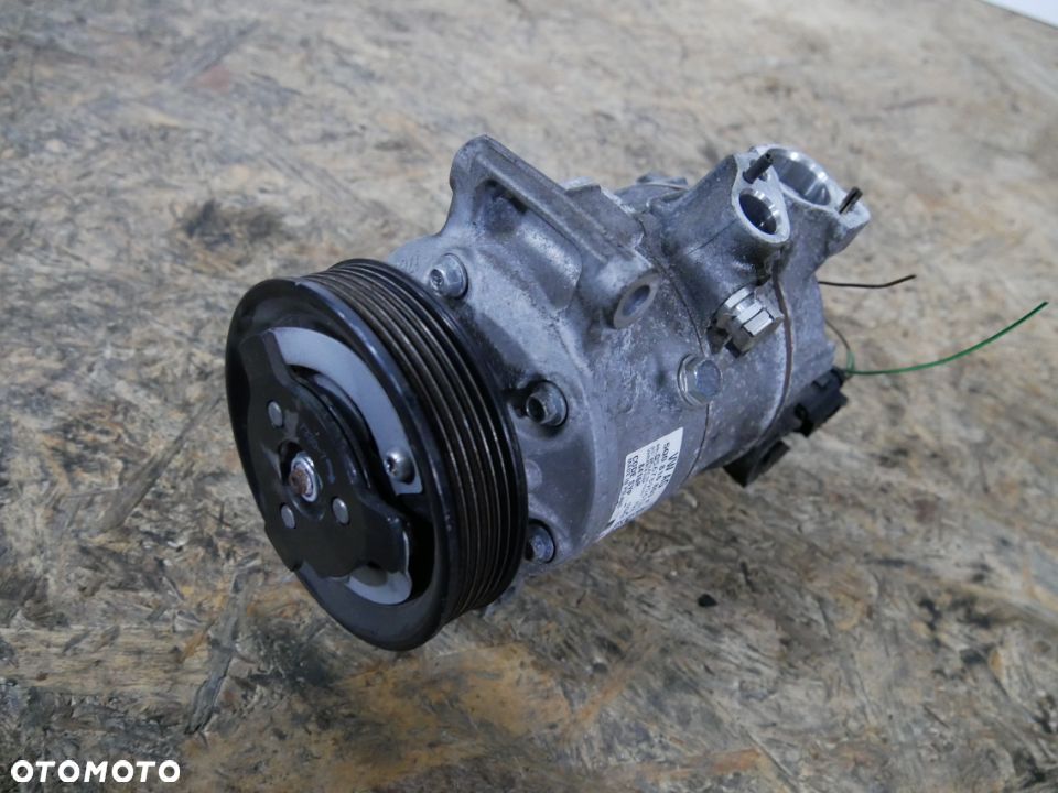 SPRĘŻARKA POMPA KLIMATYZACJI VW POLO 1.2 TSI 17' 5Q0816803F - 1