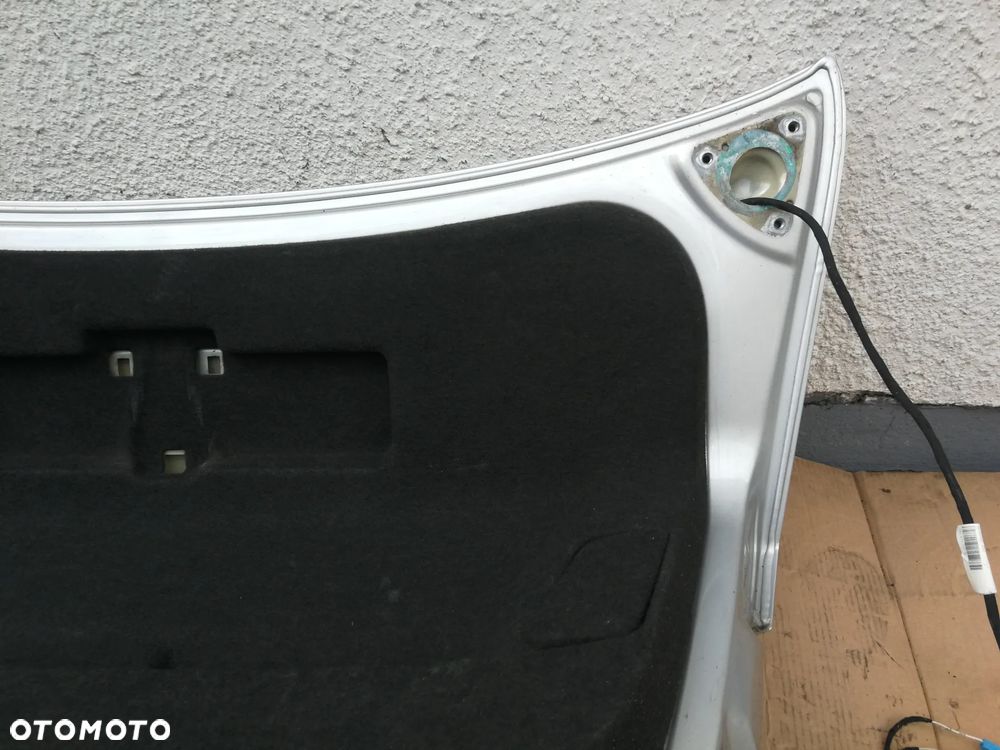 Passat B7 klapa bagażnika tył sedan LA7W - 12