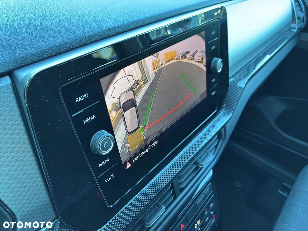 Volkswagen T-Cross - 16