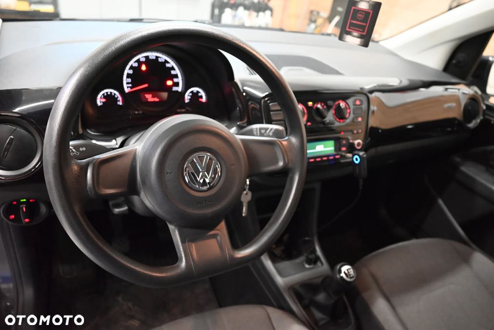 Volkswagen up! 1.0 move - 15