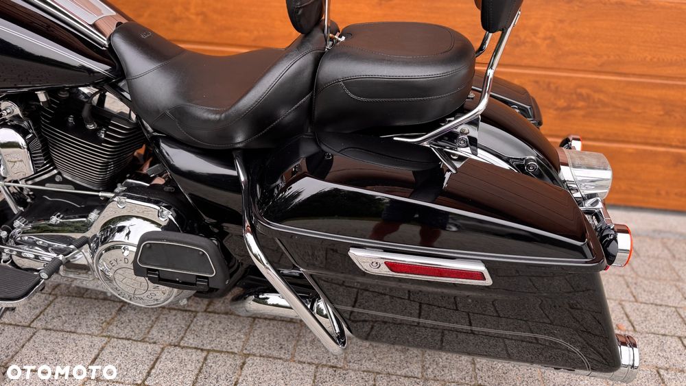 Harley-Davidson Touring Road King - 18