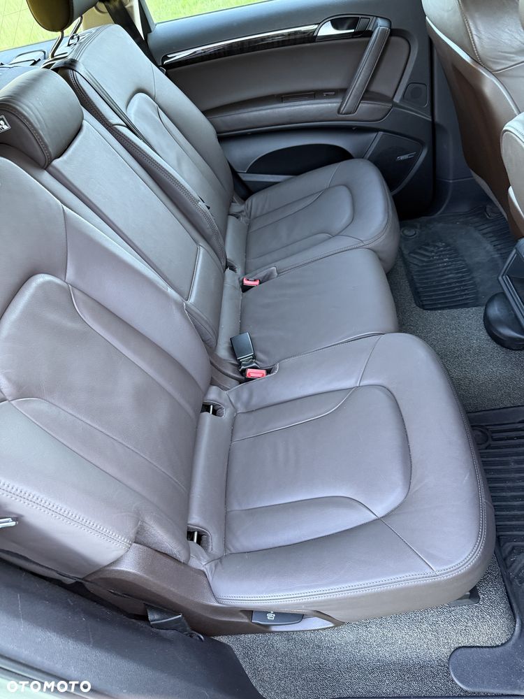 Audi Q7 - 8