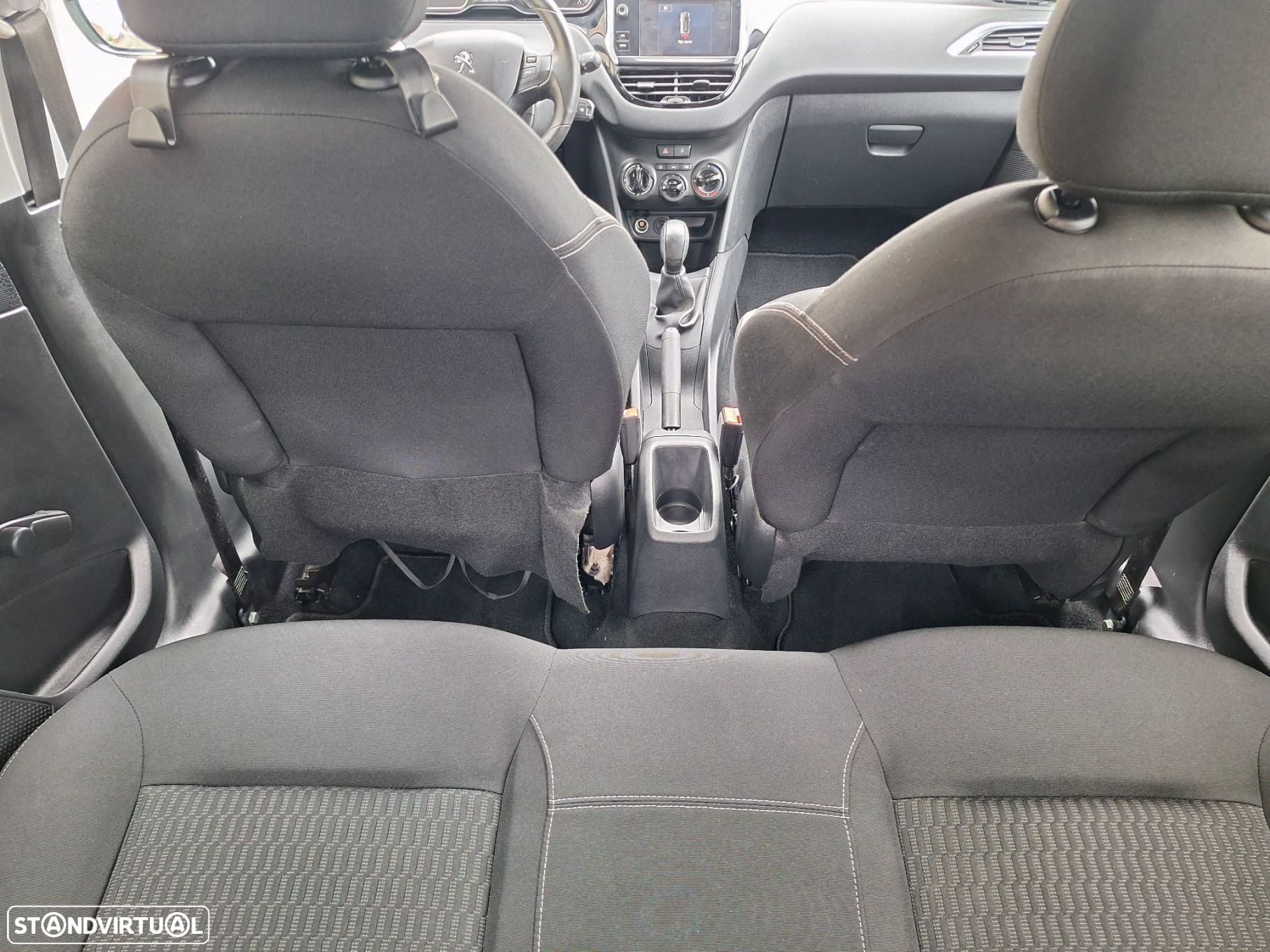 Peugeot 208 1.2 PureTech Style - 17