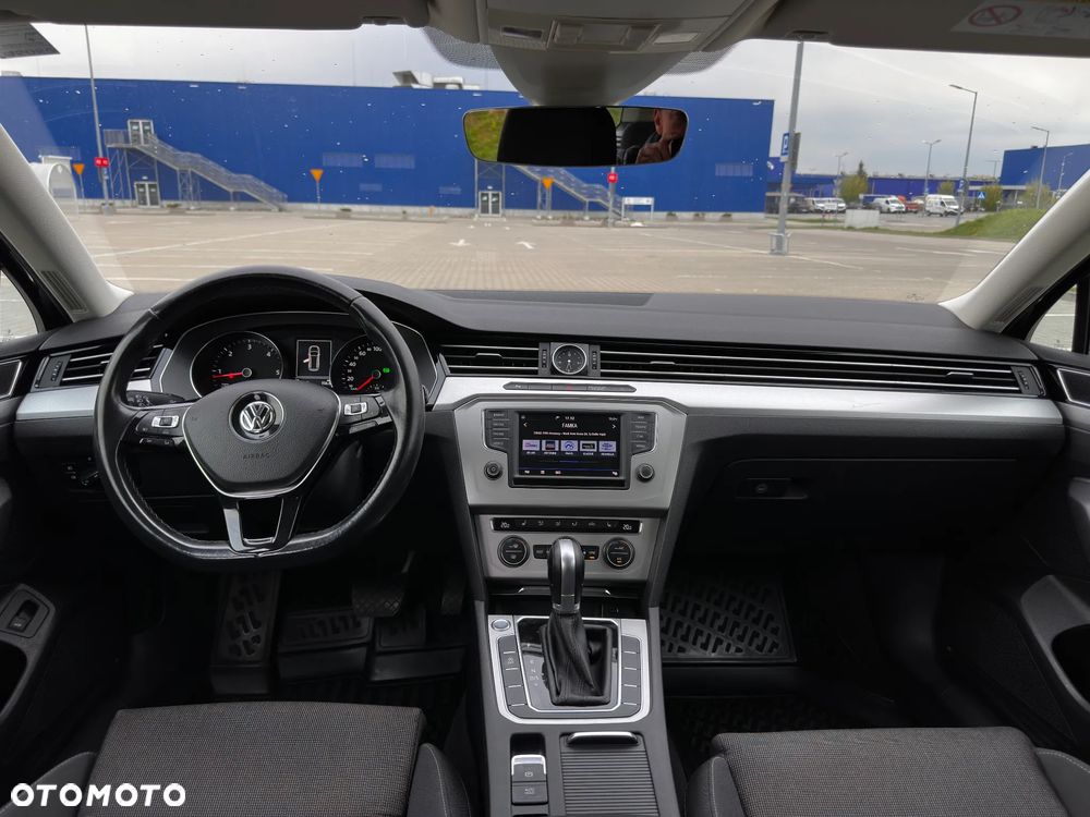 Volkswagen Passat 1.6 TDI (BlueMotion Technology) DSG Comfortline - 26