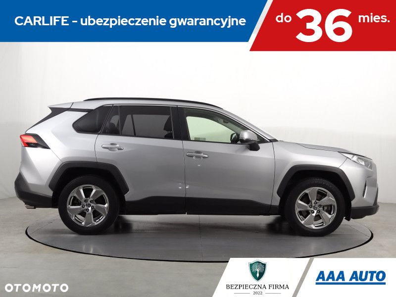 Toyota RAV4 - 7
