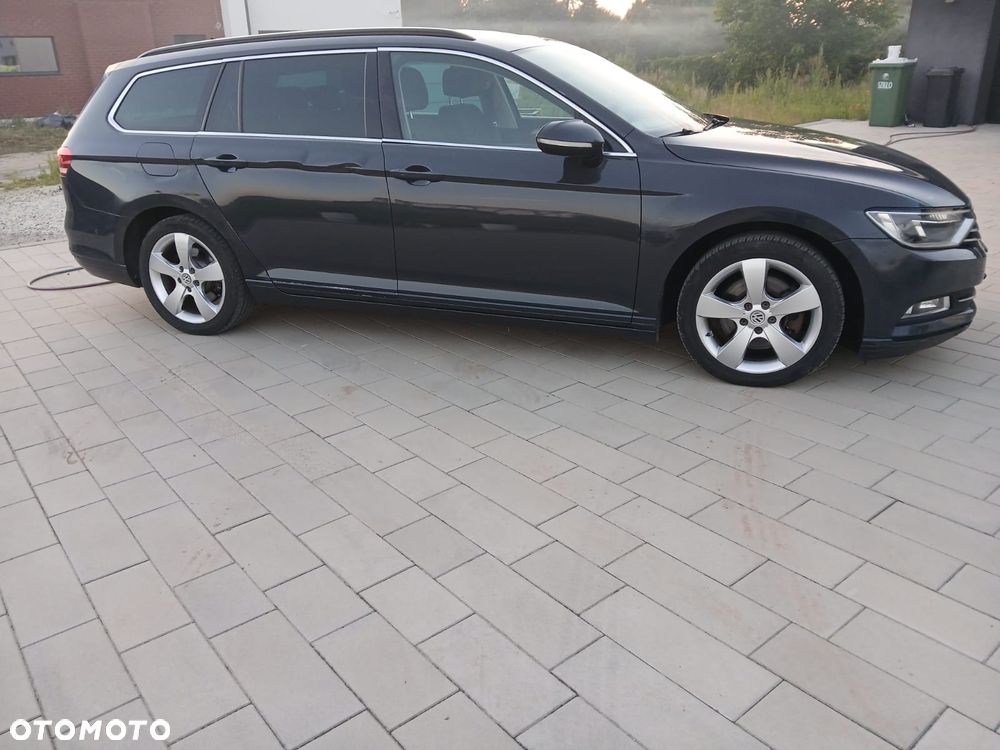 Volkswagen Passat 2.0 TDI (BlueMotion Technology) Comfortline - 20