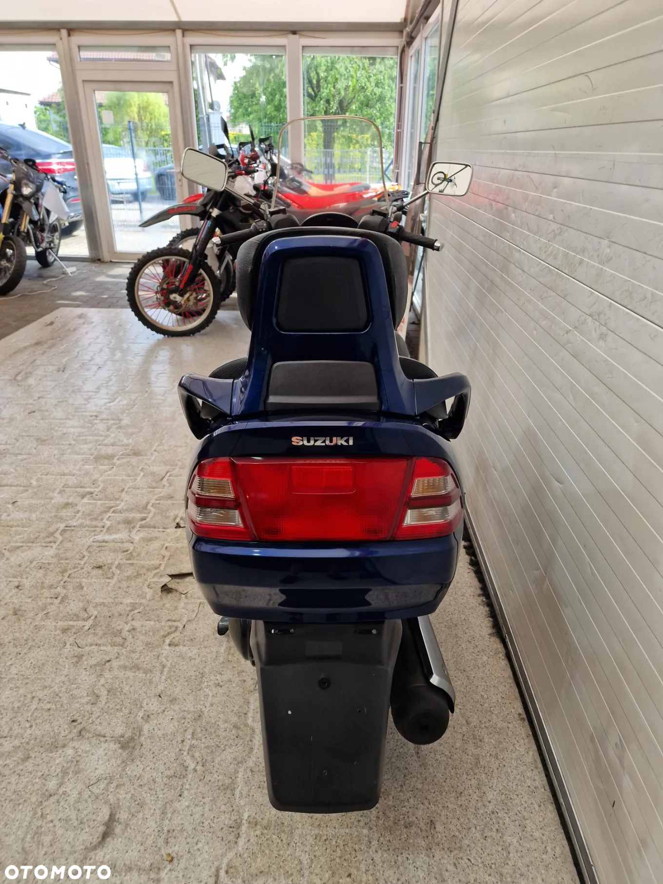 Suzuki Burgman - 10