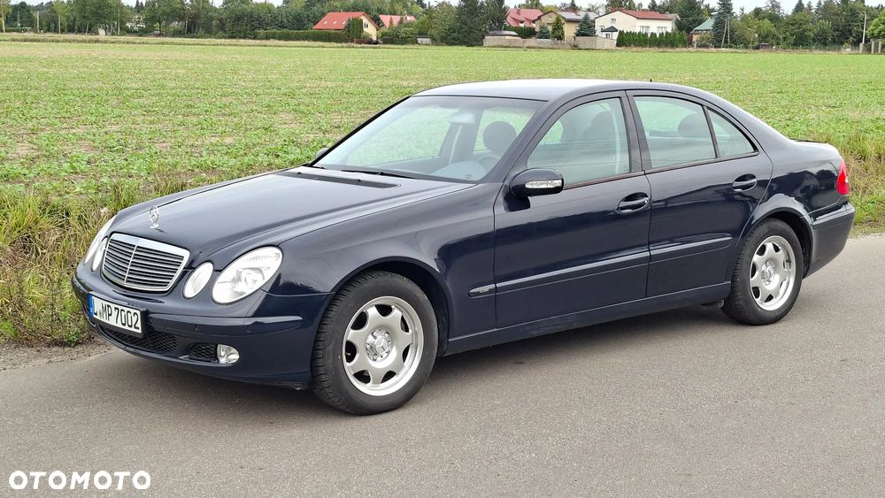 Mercedes-Benz Klasa E 200 Kompressor Automatik Classic - 26