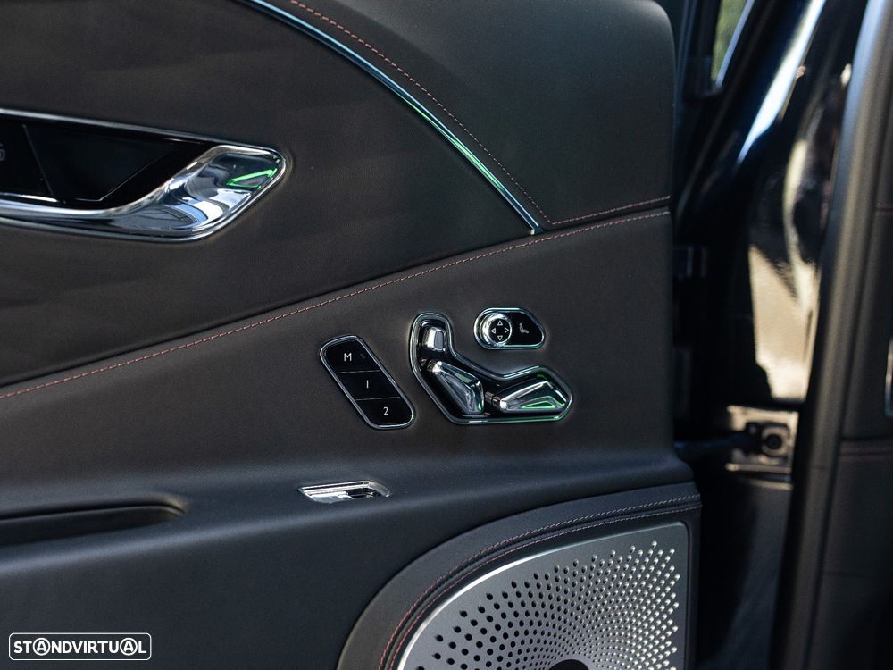 Bentley Flying Spur Hybrid - 46