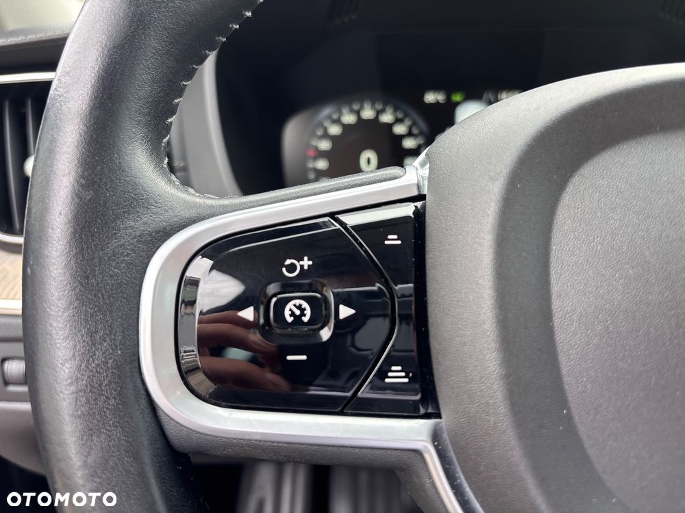 Volvo XC 60 D4 AWD Geartronic Inscription - 29